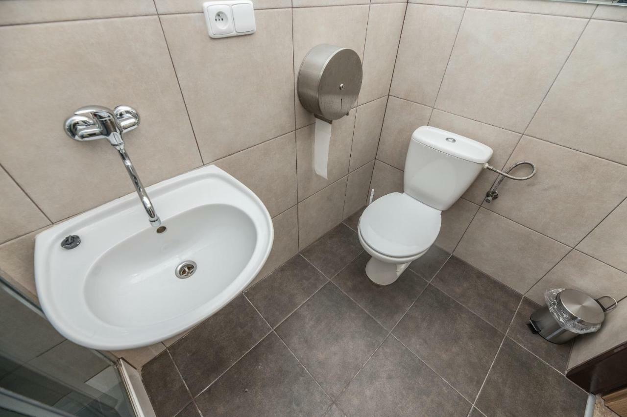 Apartmány Přemyslova Hradec Kralove Exterior foto